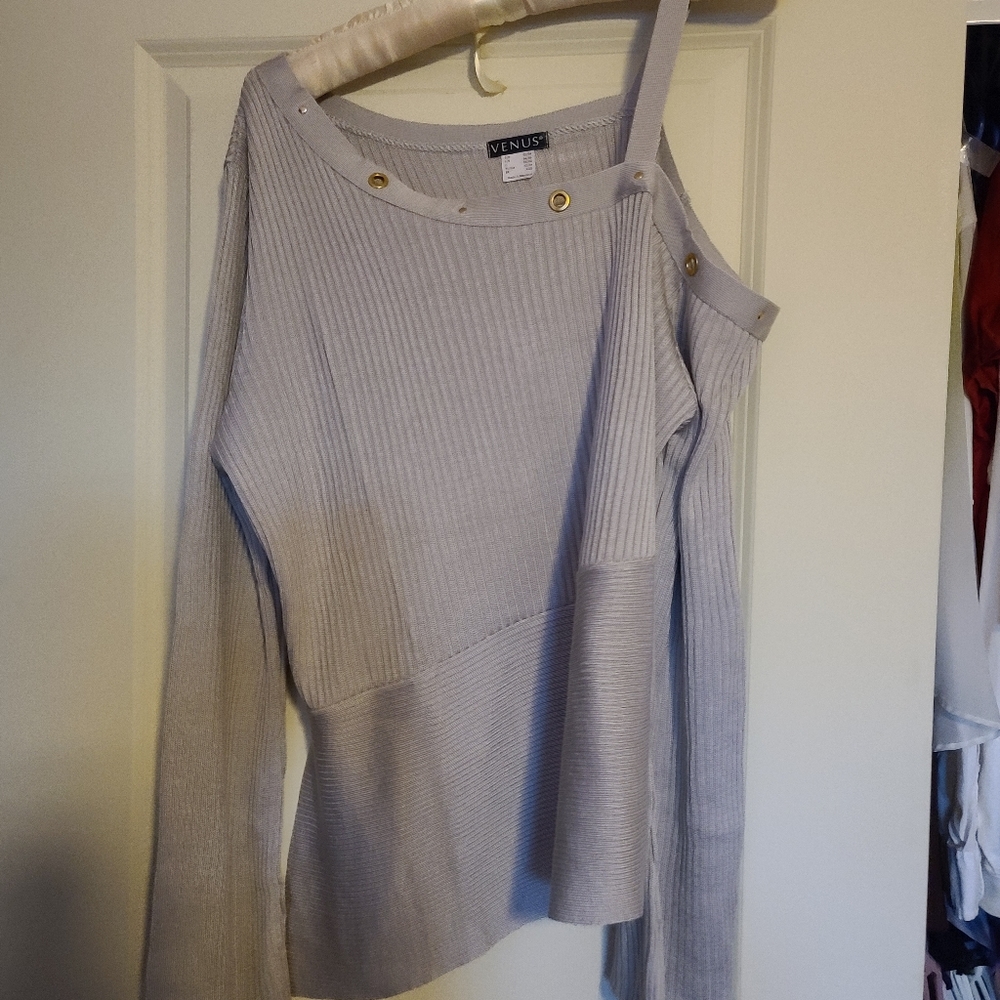 Bought wrong size - Picture 2 of 4